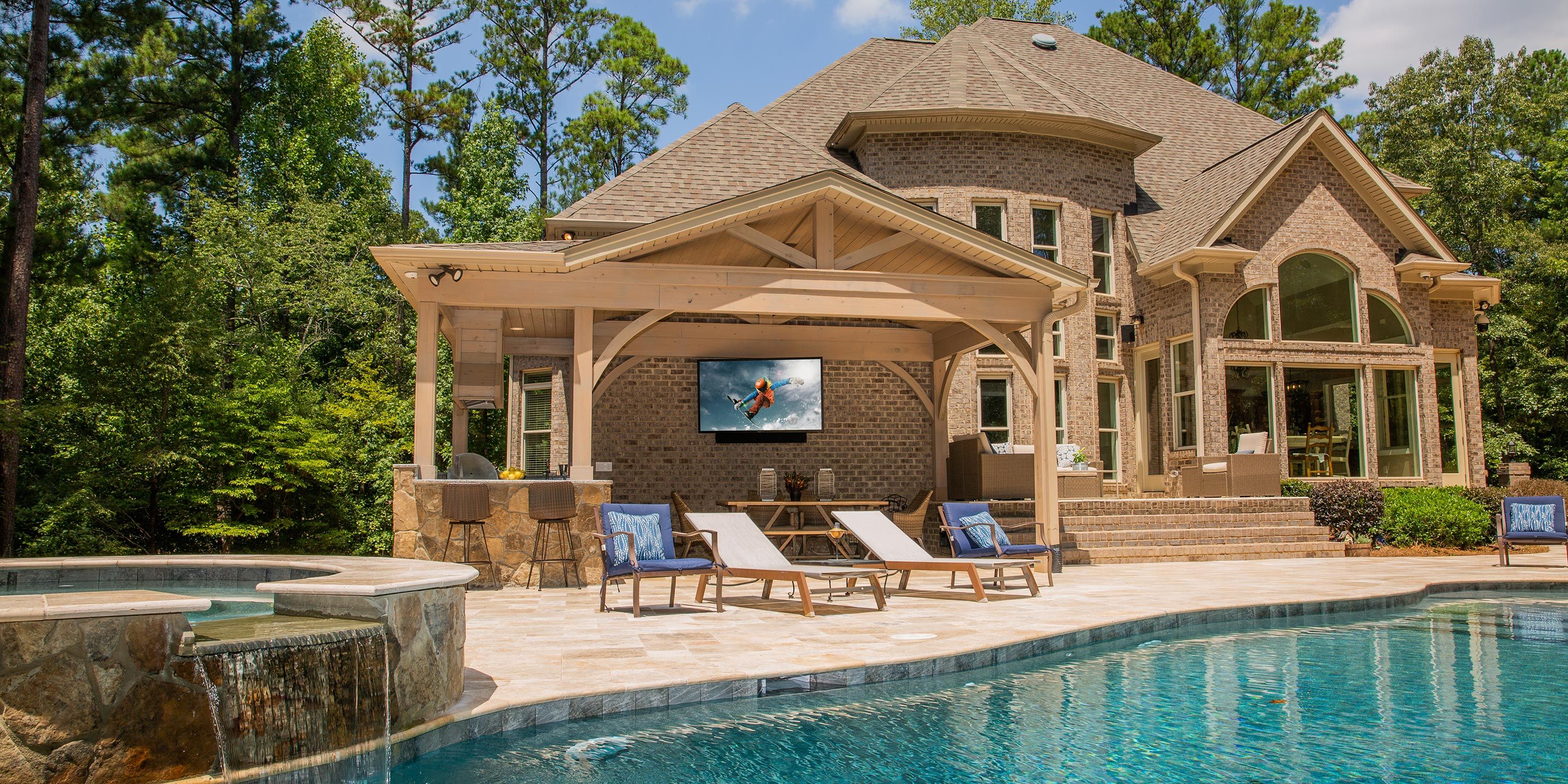Seura Outdoor TV